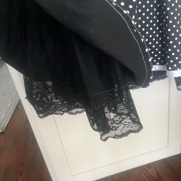 BCX Size 11, strappy black dress with white polka dots - Picture 4 of 4